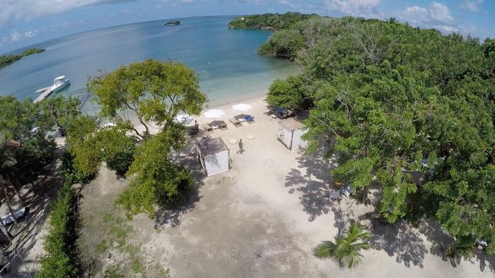 ISLA GRANDE ECO HOSTAL - Prices & Campground Reviews (Colombia)