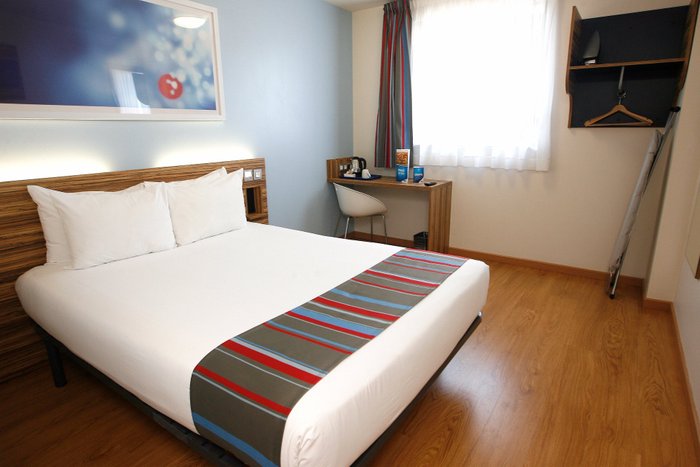 Imagen 2 de Travelodge Barcelona Poblenou