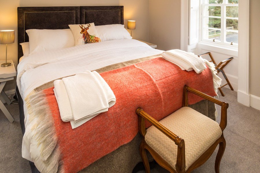THE INN LOCH TUMMEL Prices Reviews  Strath Tummel  Scotland