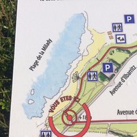 Placa com descrição de circuito para corridas ou caminhadas