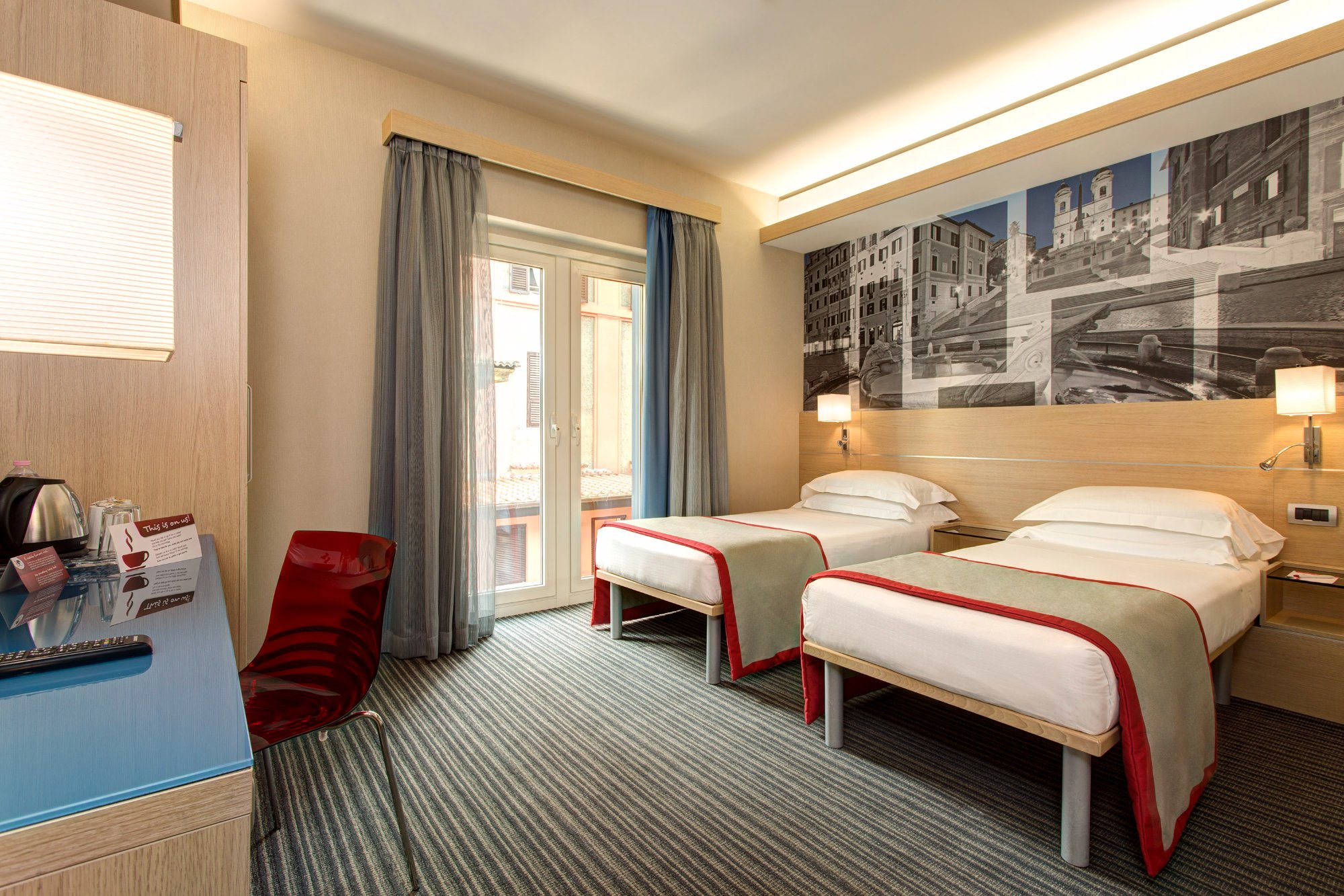 Hotel photo 1 of iQ Hotel Roma.