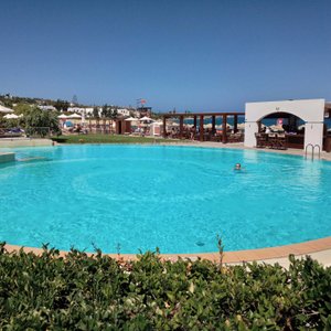one of 6 pools - we as a family agreed this was the best one, very quiet, always max 3 people in