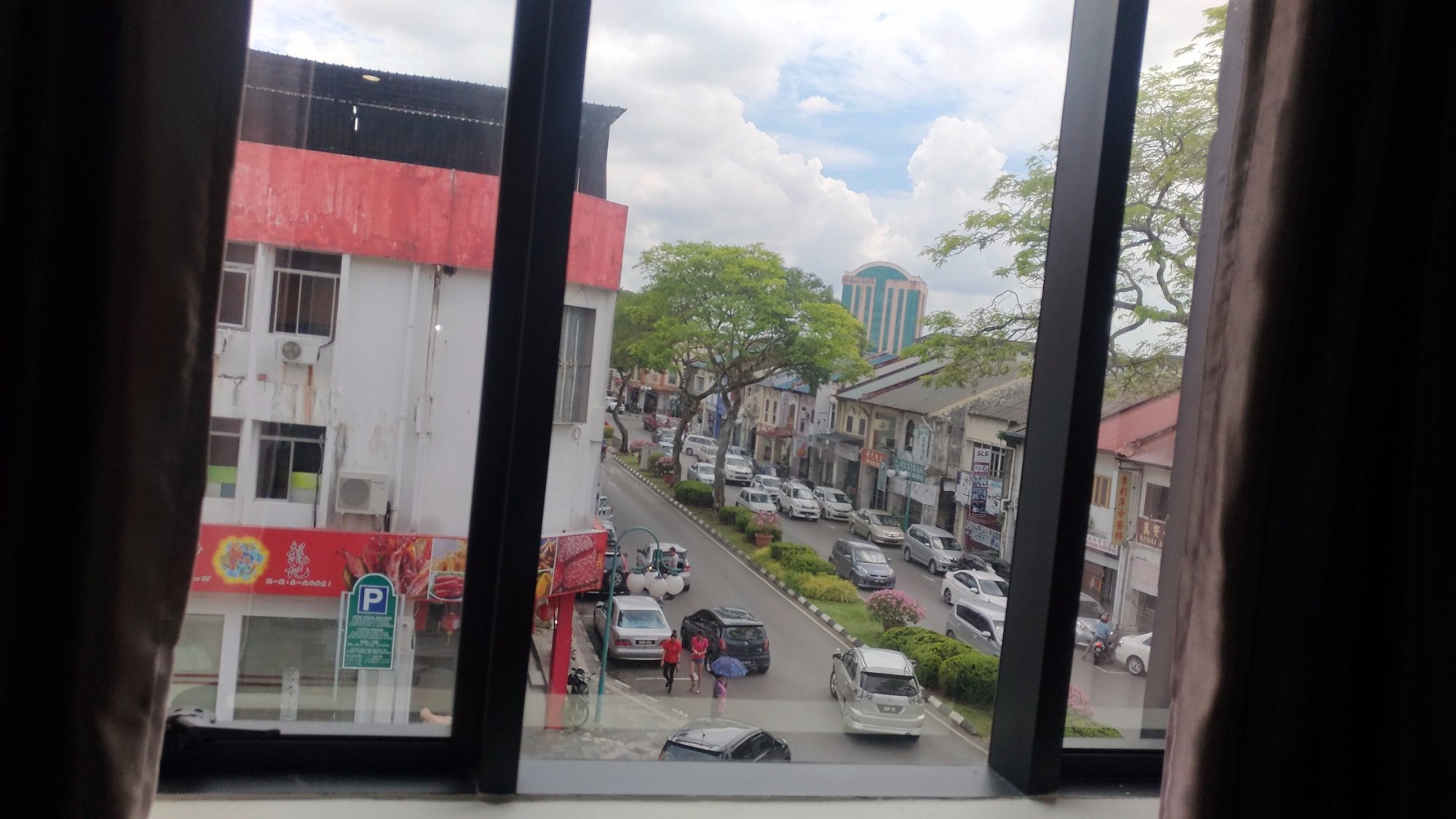 Padungan Hotel by null