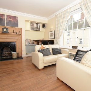 Top bar lounge area
