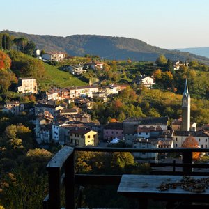 Combai, il Giardino Sospeso e il colle di Ronch