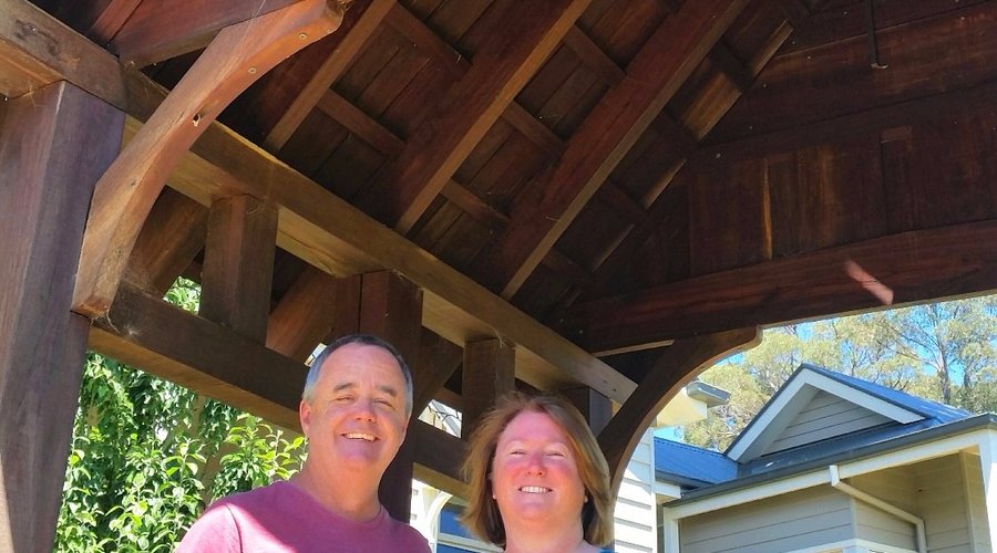 Happy winners of the Marysville Garden Cottages Prize Package.