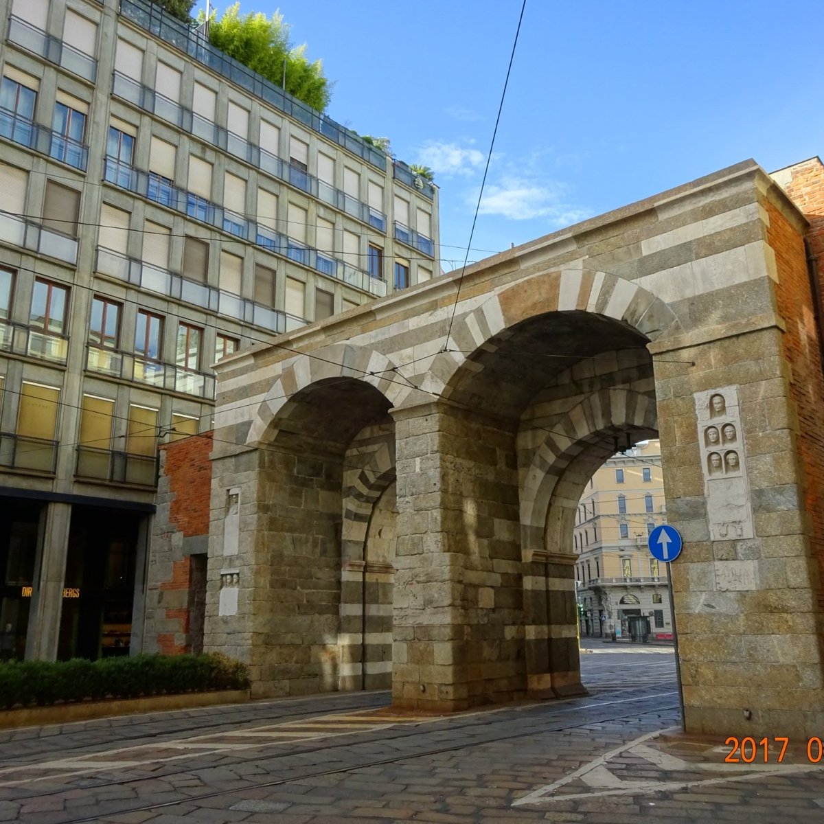 Archi di Porta Nuova, Милан - Tripadvisor