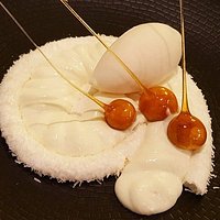 chirimoya, chocolate blanco y iogurt