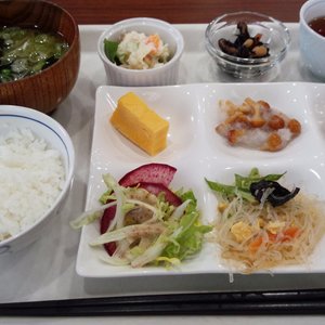 朝食