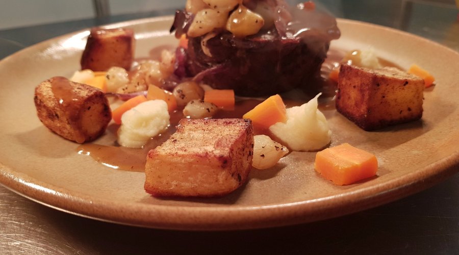 braised shin of beef from the specials :)