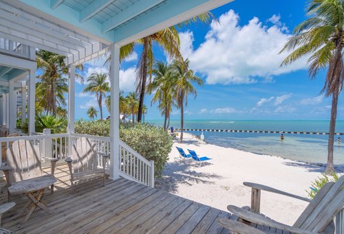 TRANQUILITY BAY BEACHFRONT RESORT: 2023 Prices & Reviews (Marathon, FL ...