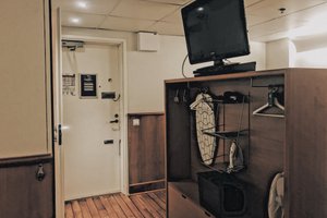 Room & Suite