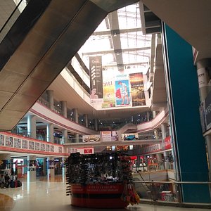 Louis Philippe Ambuja Mall Raipur
