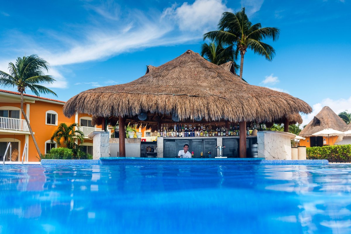 Ocean Maya Royale Pool Pictures & Reviews - Tripadvisor