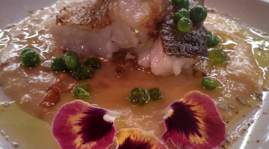 Bacalao con salsa de chardonnay