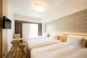 Room & Suite