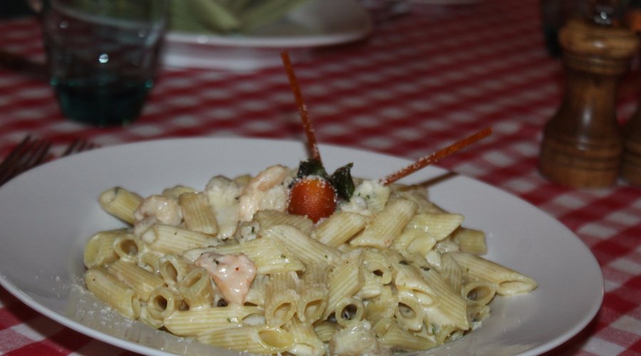 La Cucina Restaurant 