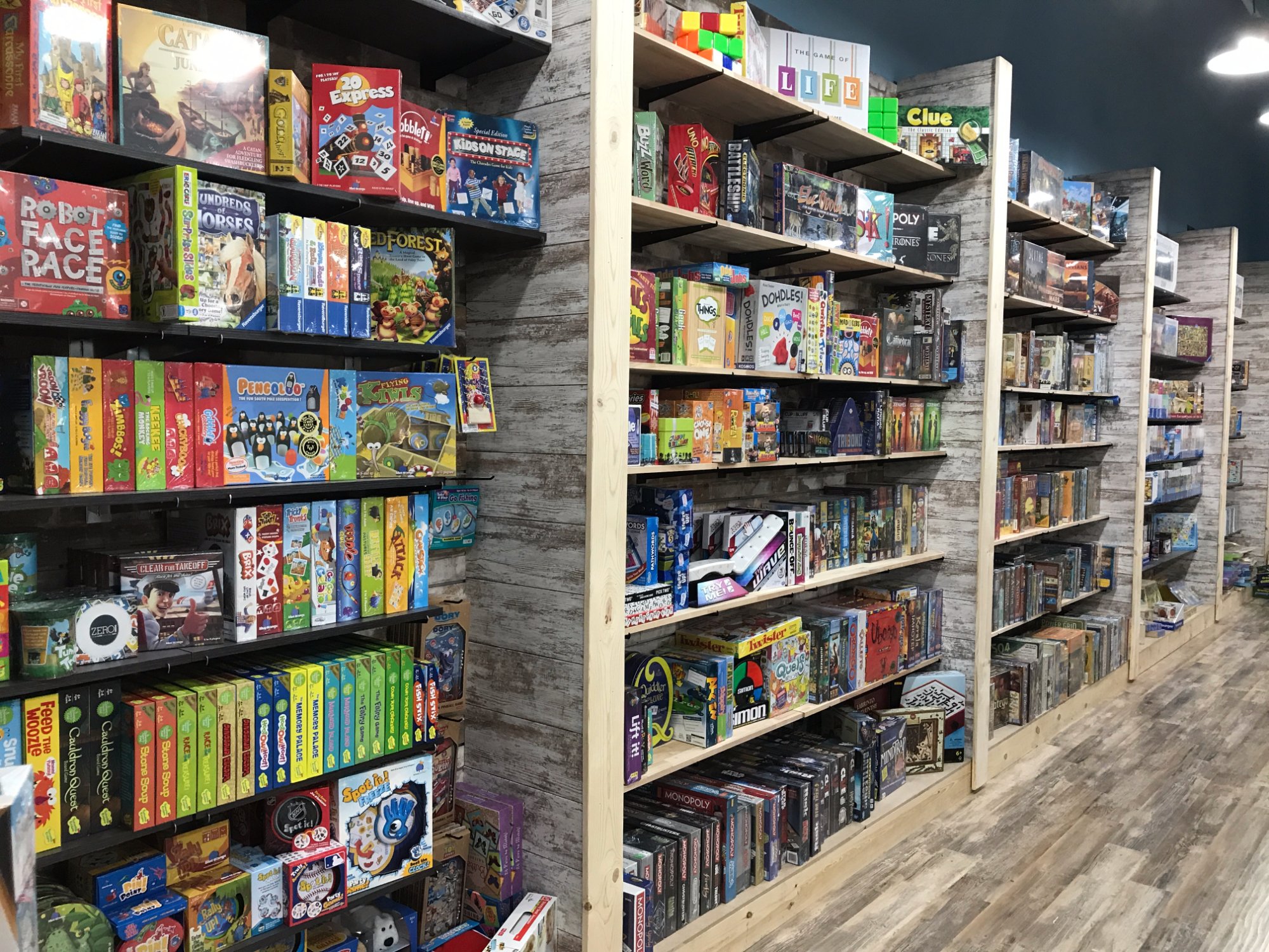 Legacy toys store and games