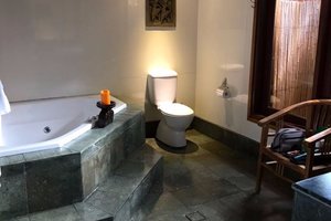 Room & Suite