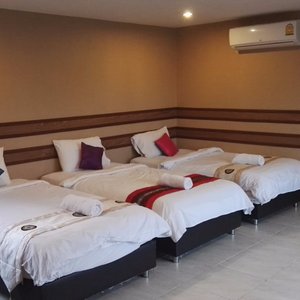 Triple Room with 3 Single Beds