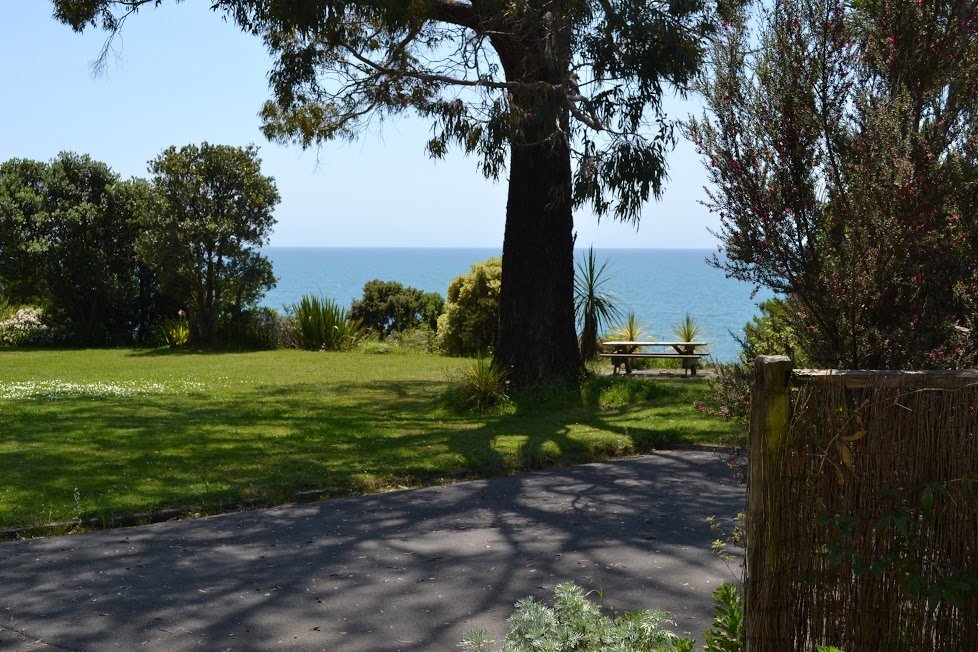 GOLDEN BAY LODGE & GARDEN - Takaka Lodge Reviews