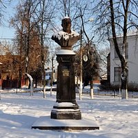 Памятник Давиду Ивановичу Хлудову в Егорьевске