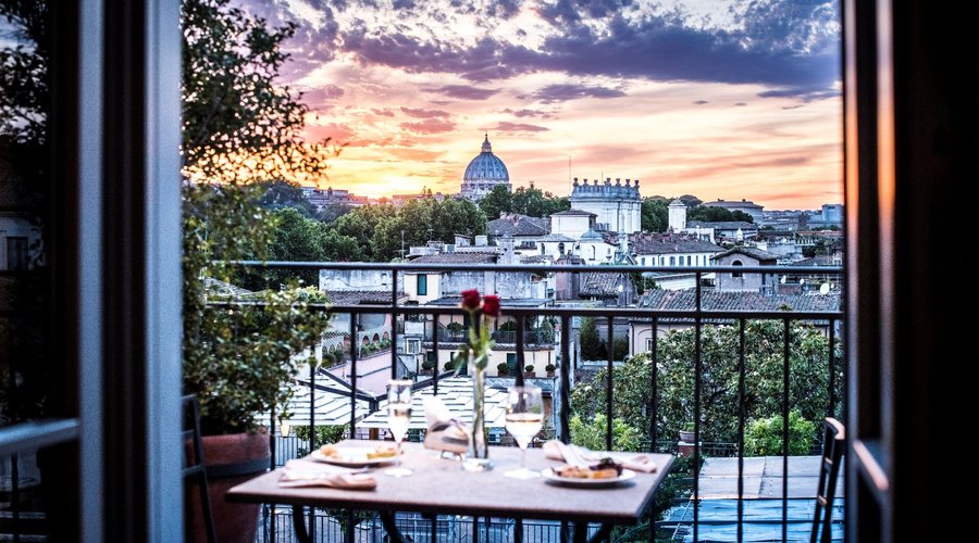 LUXURY CLUB ROOM BELVEDERE