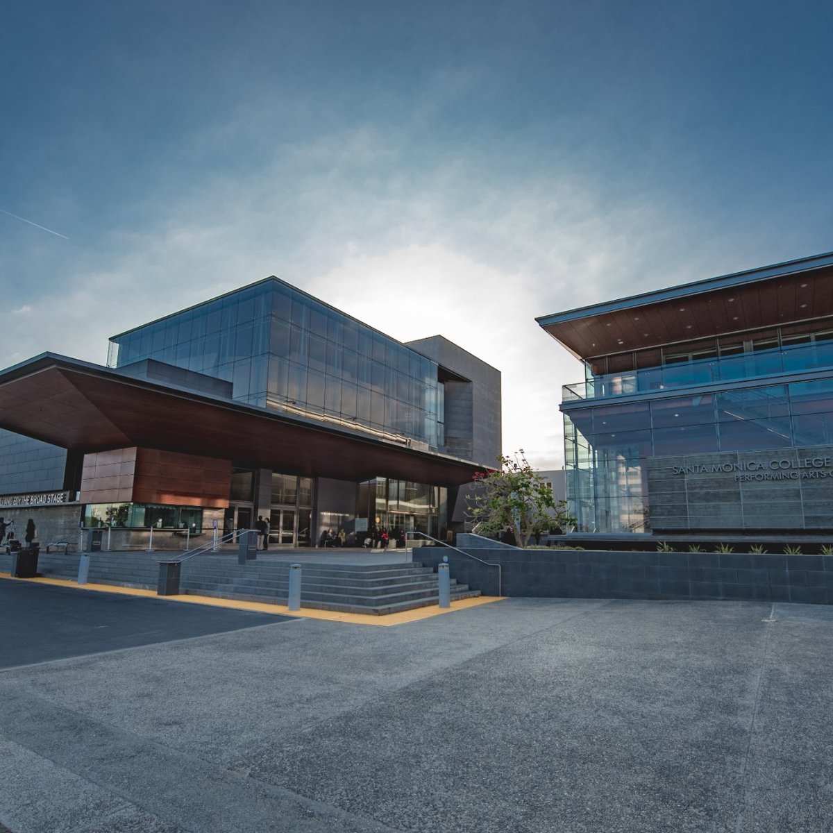 THE BROAD STAGE (Santa Monica) 2023 What to Know BEFORE You Go