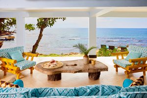 Room & Suite