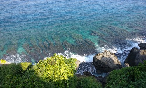 小琉球 - 美人洞觀景台景色，一早一晚有機會看到海龜~~