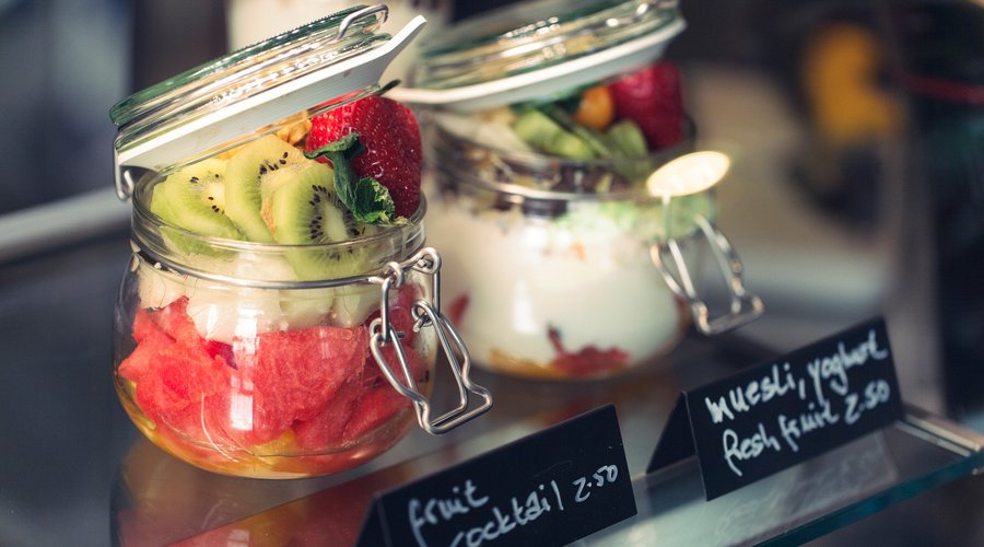 Muesli & Fruit cocktails
