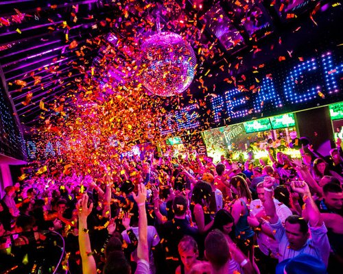 5 EDM Clubs & Venues in Boston to Dance the Night Away At