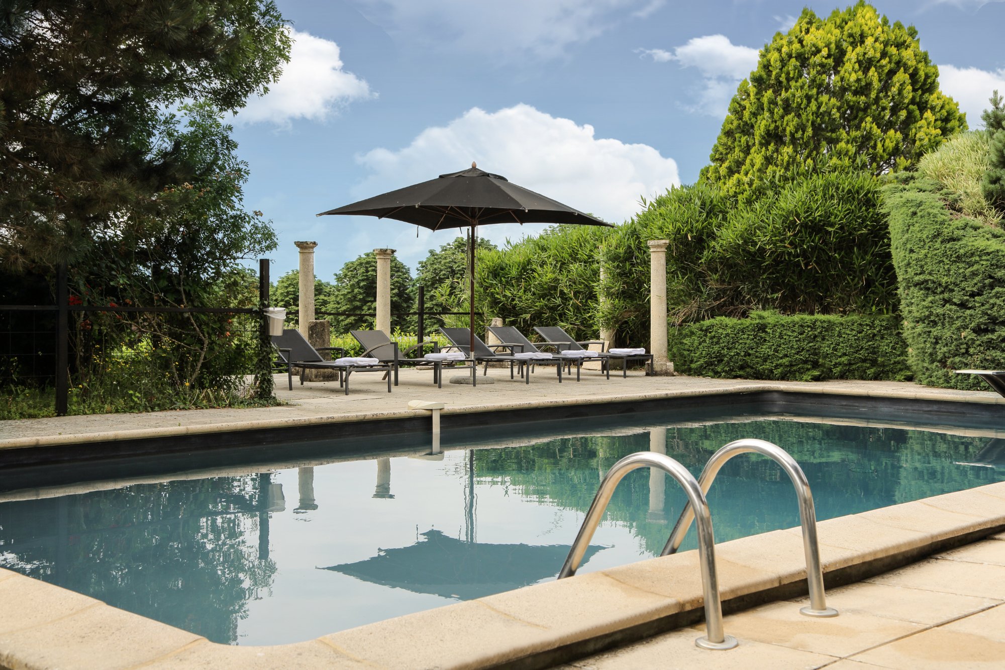 Hotel photo 4 of Chateau Les Merles.