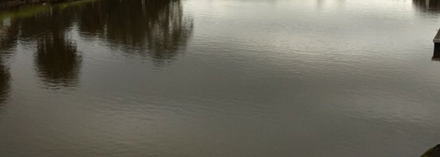 Riverside park