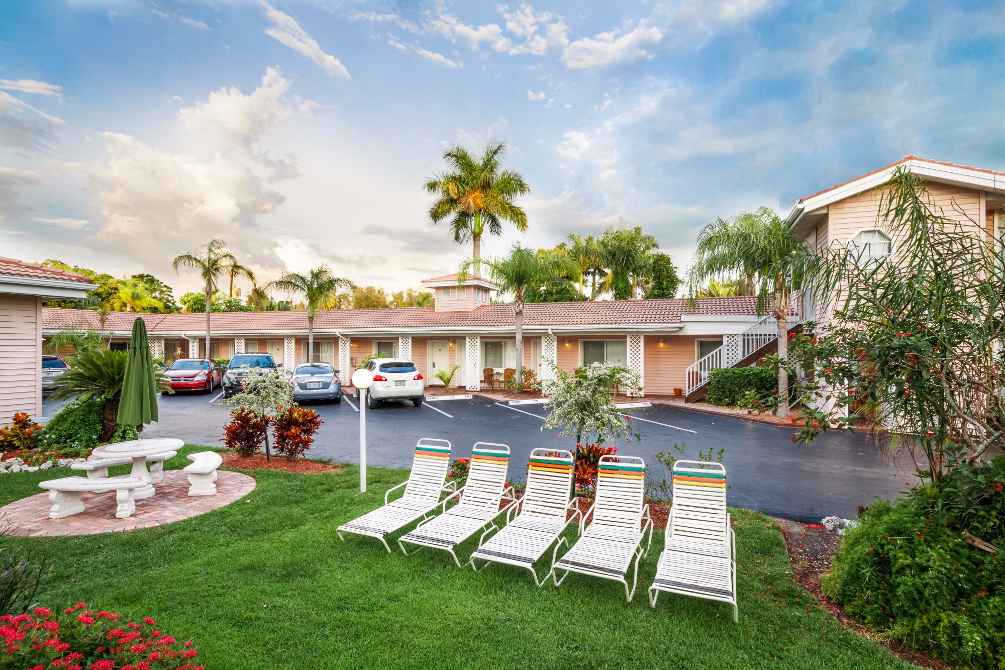 Hotel photo 21 of Tropical Beach Resorts - Sarasota.