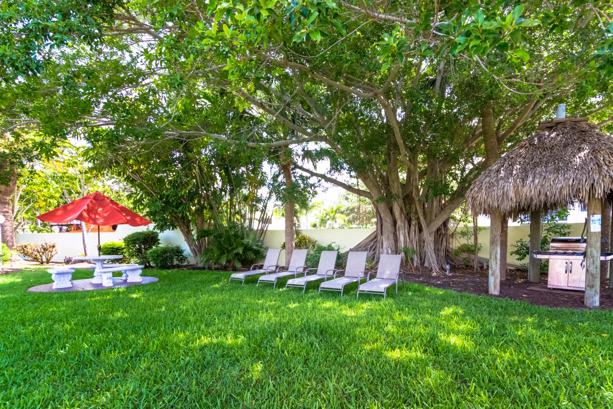 Hotel photo 7 of Tropical Beach Resorts.
