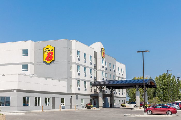 Super 8 by Wyndham Winnipeg East MB - UPDATED 2024 Prices, Reviews