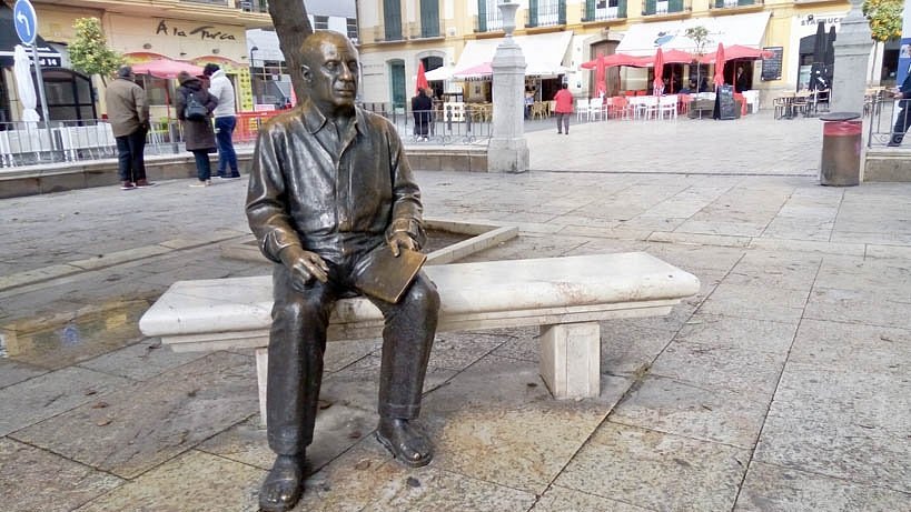 Estatua de Pablo Ruiz Picasso (Málaga) - ATUALIZADO 2023 O que saber antes  de ir - Sobre o que as pessoas estão falando - Tripadvisor