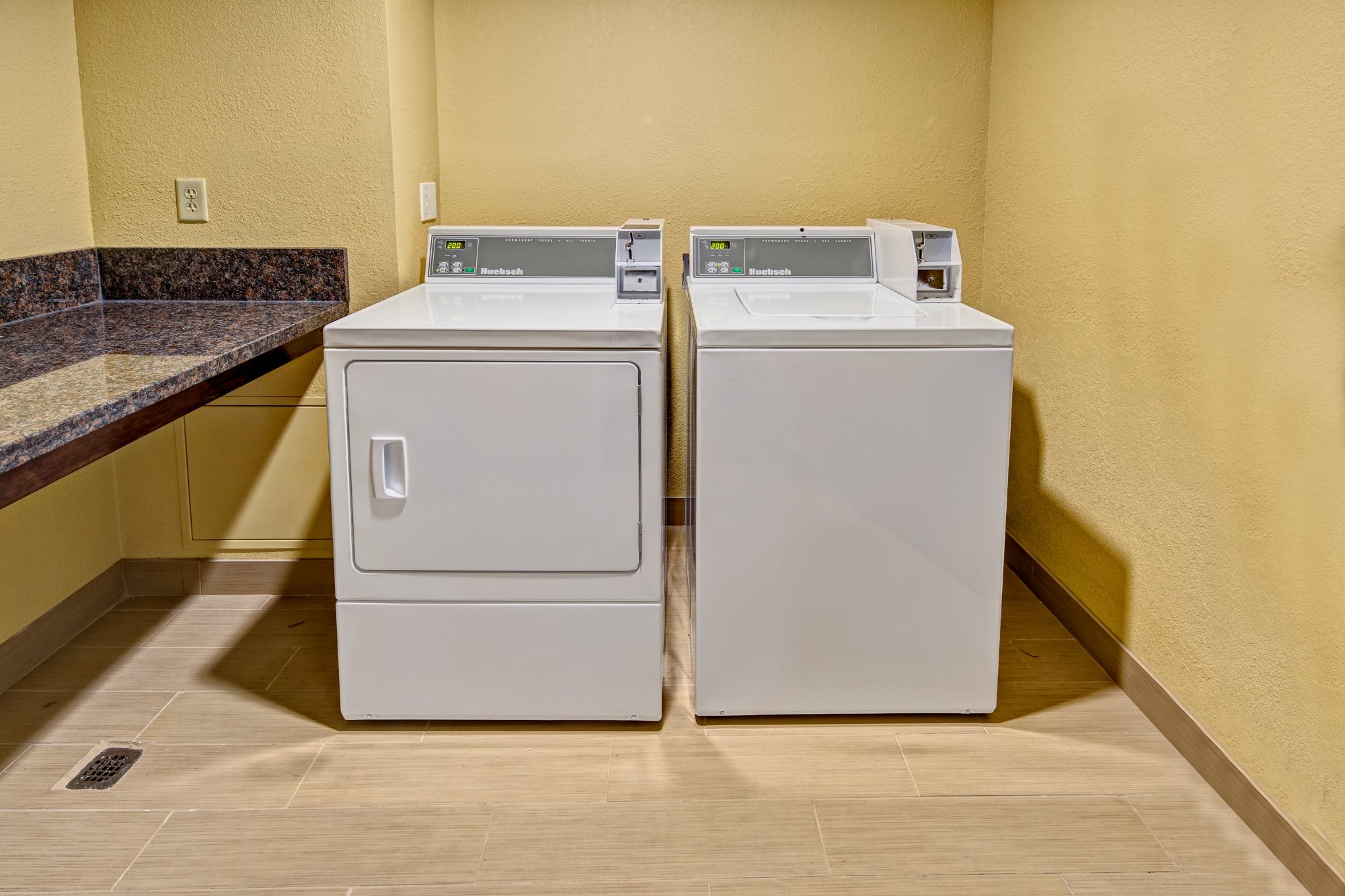Hotel photo 20 of Hampton Inn Hot Springs.