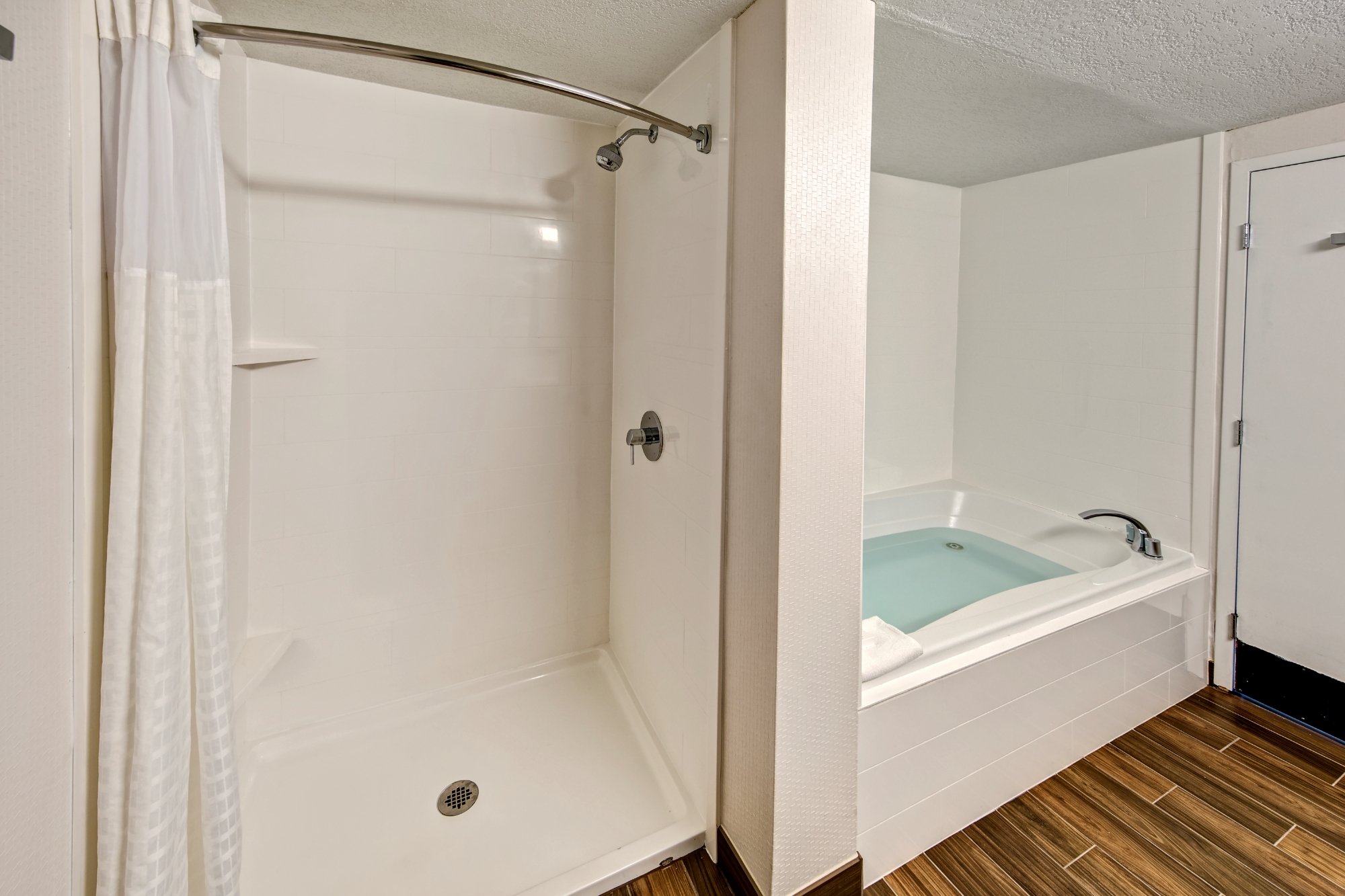 Hotel photo 37 of Hampton Inn Hot Springs.