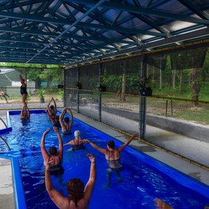 Guest lap pool