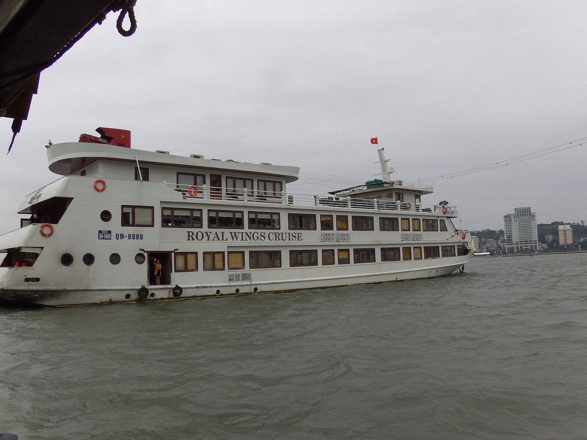 royal wings cruise vietnam