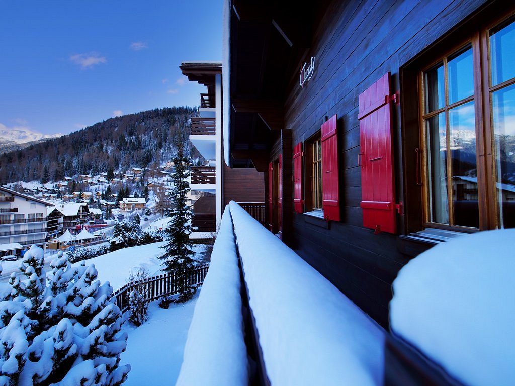 Top 10 Must-Have Amenities in Luxury Ski Chalets - Christie's