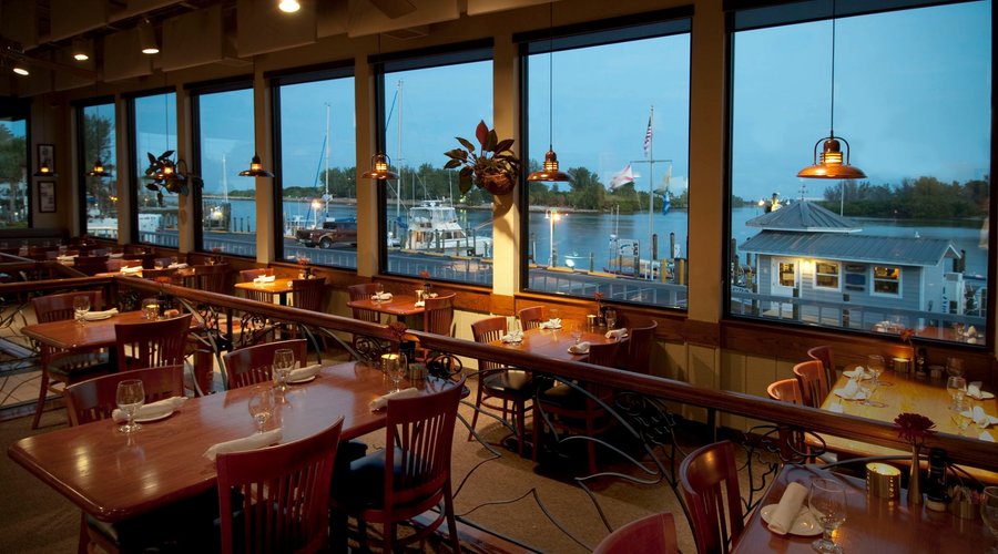 Crow's Nest Restaurant & Marina