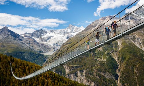 Charles Kunen Suspension Bridge (Foto by Valentin Flauraud)