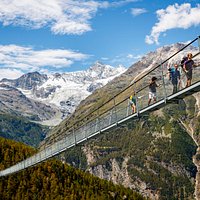Charles Kunen Suspension Bridge (Foto by Valentin Flauraud)