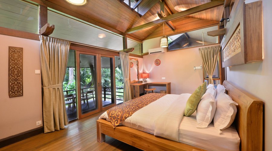 Each Villa is 70% larger than our Superior rooms and have A/C, mosquito nets & amenities