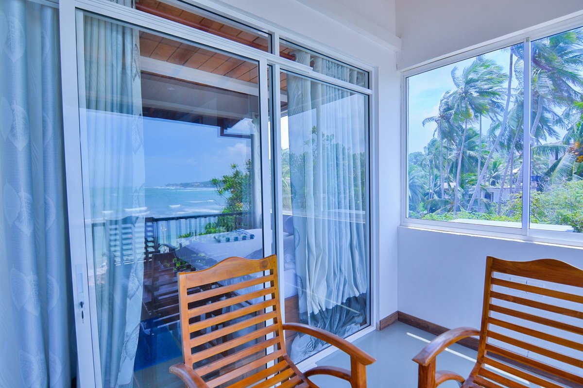 Wave Beach Resort Unawatuna Beach: Pictures & Reviews - Tripadvisor