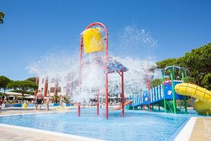 Piscina e praia