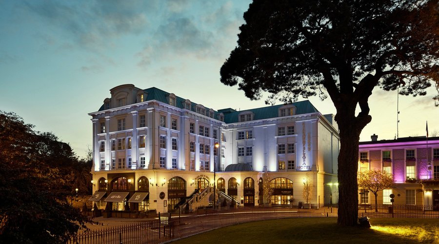 Plaza Hotel Exterior
